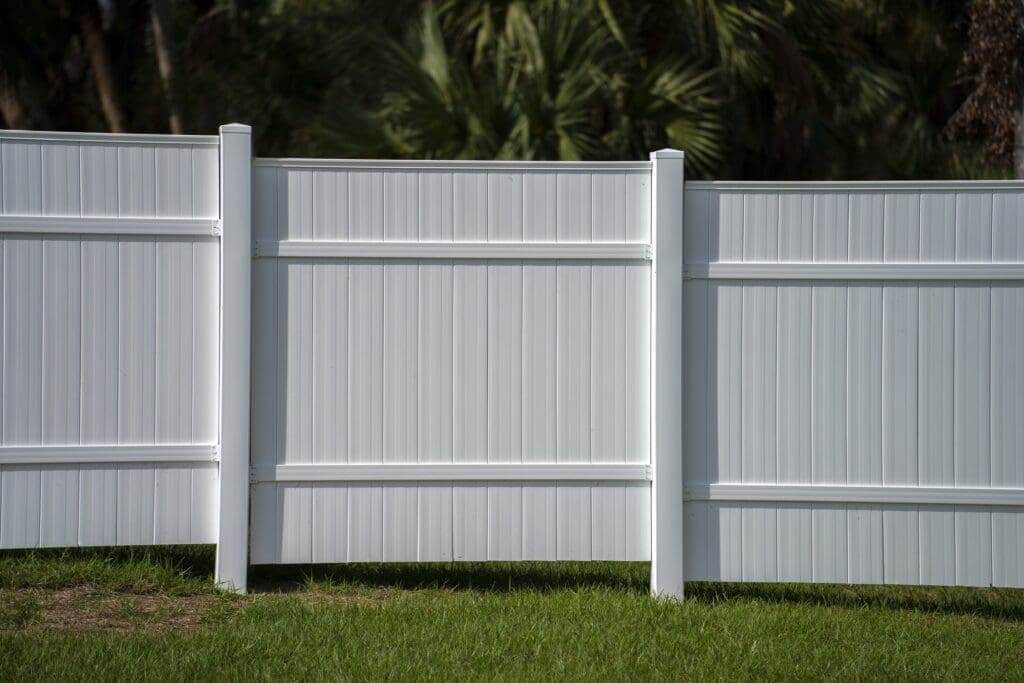 Vinyl commercial fence